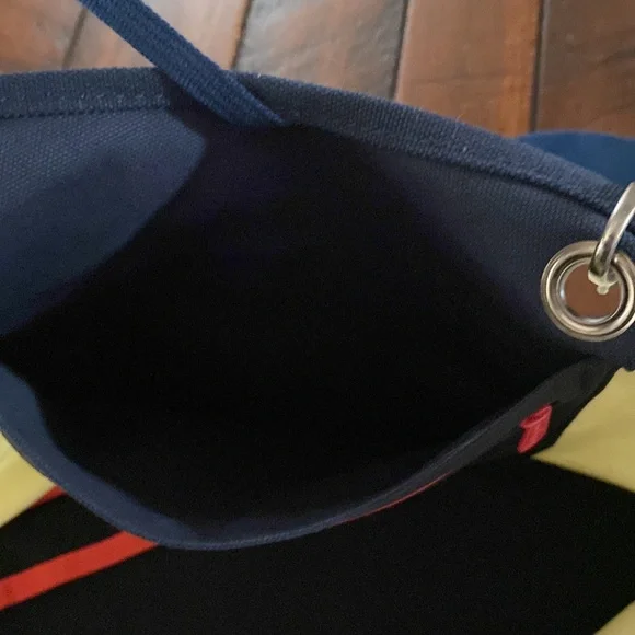 Thirty One Canvas Crew - Picture 6 of 9